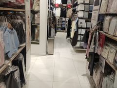 -优衣库(重庆沙坪坝印象汇店)