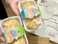 -85度C(生甜甜圈研究工坊·上海平凉店)