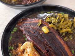 -小龙大肉面馆