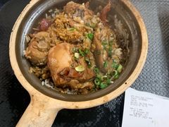 瓦煲鸡饭-马来西亚美食街