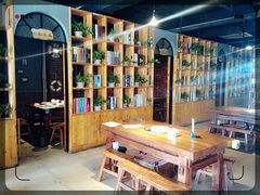 大堂-小板凳·锦州烧烤(高新区店)