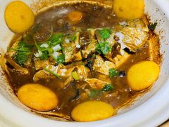 特色砂锅烧鱼-吕氏疙瘩汤·私家菜馆(慈云寺店)