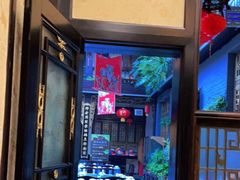 -蔼若春.传承三十年云南菜(金碧公园店)