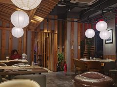 大堂-日进一片海.生腌海鲜火锅.宵夜烧烤(三里屯总店)