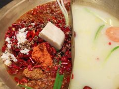 -沸炉重庆老火锅(军事博物馆店)