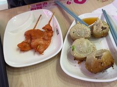 -小杨生煎(金山百联购物中心3楼店)