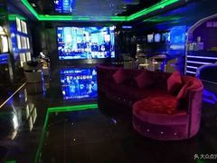 -泡沫BUbbLE量贩式KTV(金沙江路店)