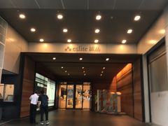 -诚品(信义店)