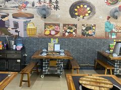 大堂-炮爷东北铁锅炖(棠安路店)