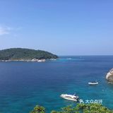 之前去普吉岛玩了一圈，美丽的沙滩，清澈湛蓝深绿的海水