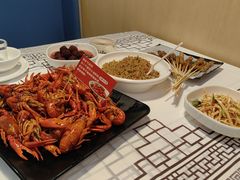 -靓虾二哥长沙地标小龙虾(五一广场店)
