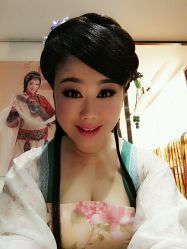 -盘子女人坊古装写真摄影(厦门总店)