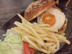 -The BREW·酿餐厅(浦东嘉里大酒店)
