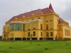 -金孔雀温泉旅游度假村