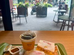 -麦当劳(杭州西湖银泰百货店)