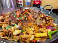 -富正毅三下锅·湘西韵味(天门山索道店)