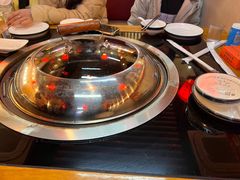 -炖四方东北铁锅炖·烧烤小龙虾(中豪国际店)