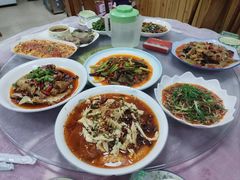 -洪霞餐馆