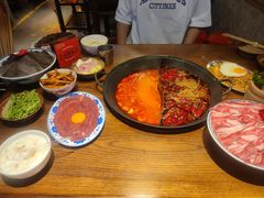 -萍姐火锅·公路夜市(武汉首店)