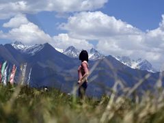 -硗碛藏寨·神木垒景区