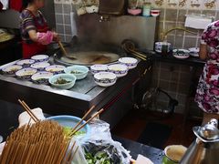 -镇南锅盖面馆(解放路店)