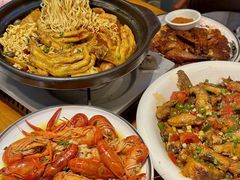 -梁姐啤酒鱼(兴坪古镇店)