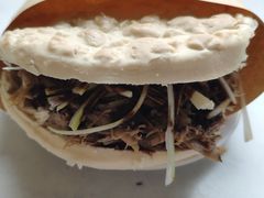 -烤鸭肉夹馍鸭汤店