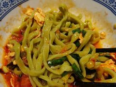 -涨巢·潮玩水疗局