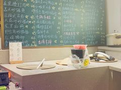 -屋里饭菜·湘菜馆(火车站店)