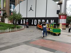 -Air Jordan(世贸天阶店)