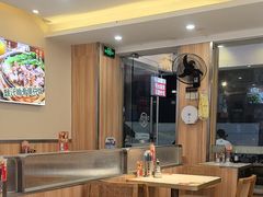 -万煲旺·香港老传承煲仔饭·猪杂汤(客村店)