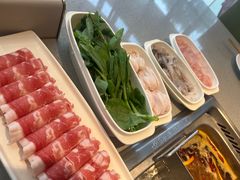 -海底捞火锅(新松江路生日主题店)