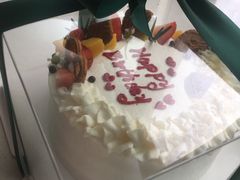 -山与蓝·轻糖鲜果蛋糕(勒泰店)