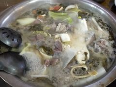 -泸州酸菜豆花火锅川师店