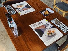 -ROAST coffee & eatery