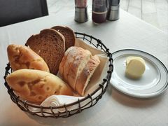 -Wolfgang’s Steakhouse 沃夫冈牛排馆(上海白玉兰广场店)