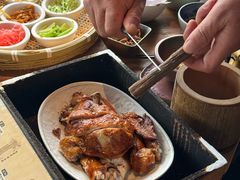 -包整·丝娃娃(一览甲秀楼风景店)