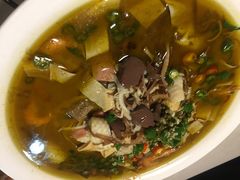 -鹦鹉小厨味道餐厅(山大南路店)