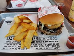-FATBURGER 特富客汉堡(外交公寓店)