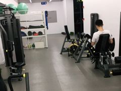 -乐刻健身(利邻荟合川店)