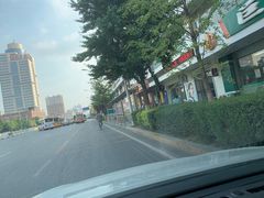 -长寿参鸡汤(朝韩风情街店)