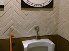 二手啤酒部-Shanghai Brew House上海啤酒工坊(老外街店)