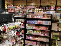 -潮品挚尚(龙湖长楹天街店)