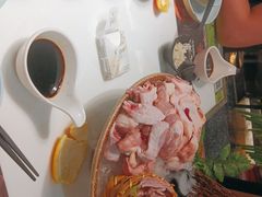 -洪氏嗨捞·猪肚鸡火锅(阳光天地店)