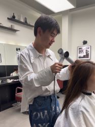 -侨治发型