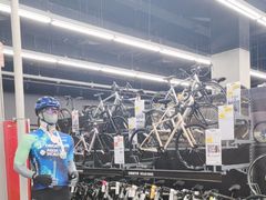 -迪卡侬(越秀公园店)