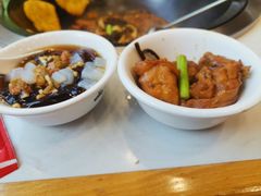 -鲁员外地锅鸡地锅鱼(古墩路店)