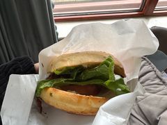 -必胜客(余姚五彩城店PH店)