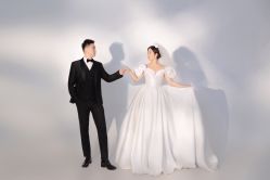 -Mu慕婚纱摄影·超级工作室