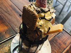 爆炸冰激淋巧克力-MIKAKU(万达广场上海宝山店)